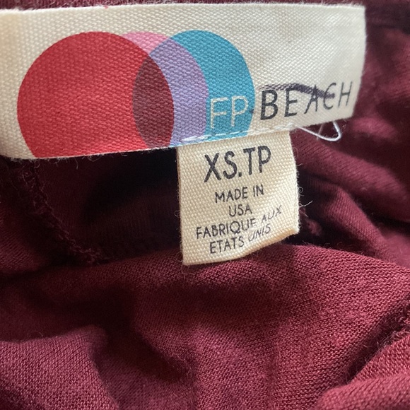 (A56) NEW Free People Beach tiered Burgundy Maxi Dress with drop back, NWOT, XS - Picture 6 of 8